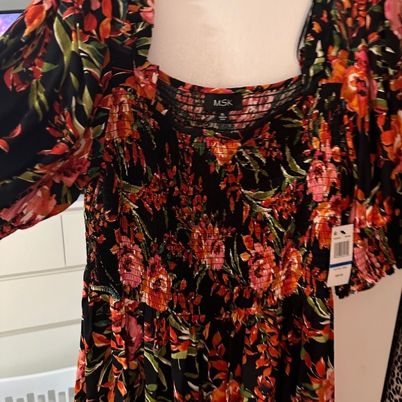 Brand new black floral mini dress XL - Picture 3 of 7